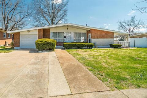 2330 Brown Rd, Saint Louis, MO 63114