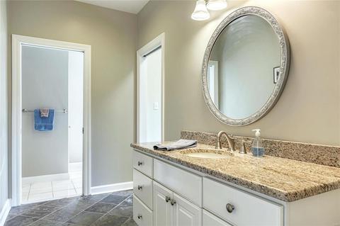 6 Wendover Dr, Ladue, MO 63124 photo 30