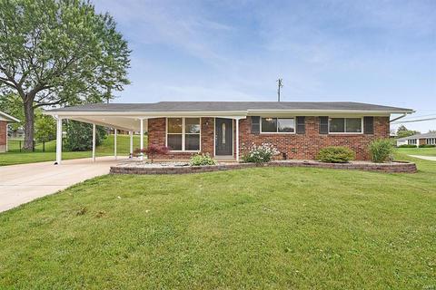 801 Castleaire Pkwy, Saint Louis, MO 63129