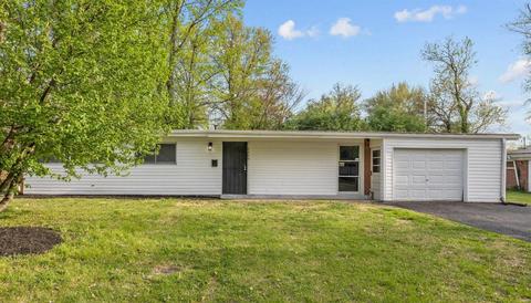 8408 Red Fir Dr, Saint Louis, MO 63134