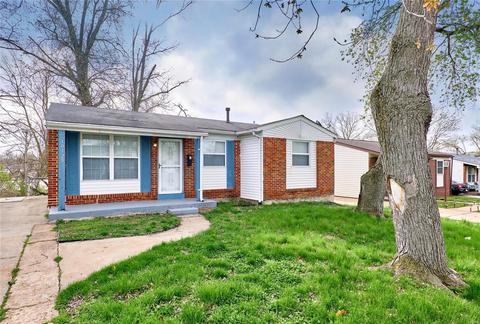 10128 Castle Dr, Saint Louis, MO 63136