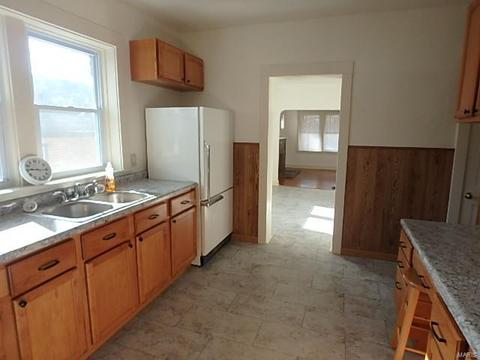 707 Carson Rd, Saint Louis, MO 63135 photo 11