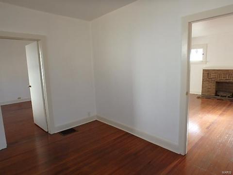 707 Carson Rd, Saint Louis, MO 63135 photo 17