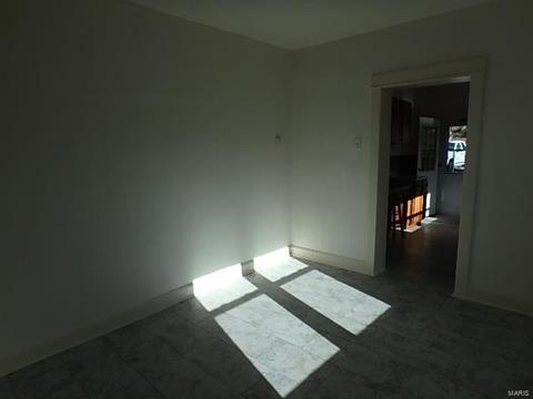 707 Carson Rd, Saint Louis, MO 63135 photo 7