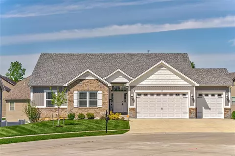 157 Pomodora Cir, Wentzville, MO 63385