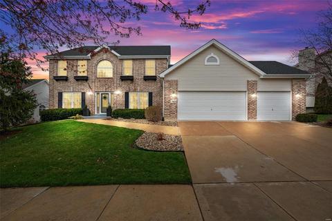 7826 Wind Hill Dr, O'fallon, MO 63368 photo 2