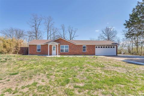 5804 Hawkins Fuchs Rd, Saint Louis, MO 63129