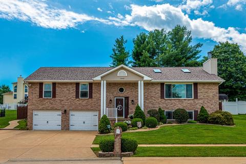 3440 Cascade Dr, Arnold, MO 63010 photo 1