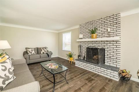 2733 Hackmann Rd, Saint Charles, MO 63303 photo 26