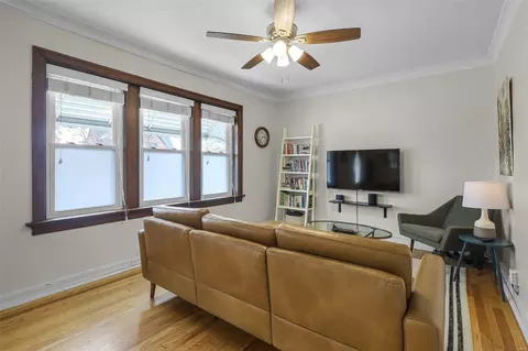 5501 Gresham Ave, Saint Louis, MO 63109 photo 5