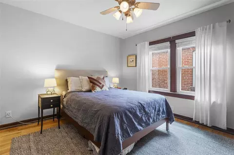 5501 Gresham Ave, Saint Louis, MO 63109 photo 13