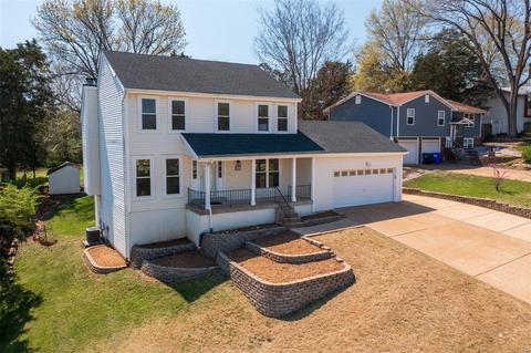 816 Wild Hawk Dr, Eureka, MO 63025 photo 2