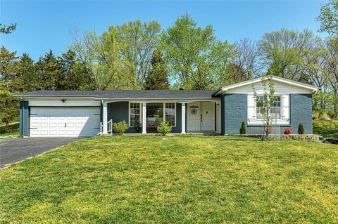 1205 Auber Dr, Manchester, MO 63011 photo 1