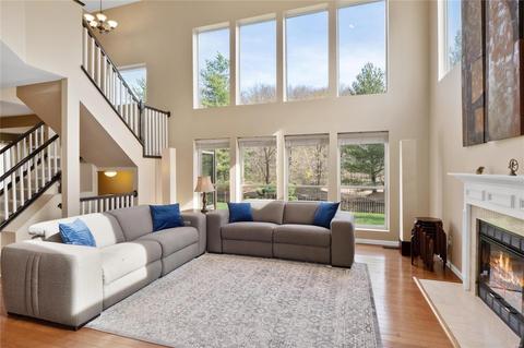 815 Kiefer Trails Dr, Ballwin, MO 63021 photo 9