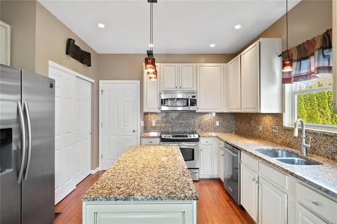 815 Kiefer Trails Dr, Ballwin, MO 63021 photo 18
