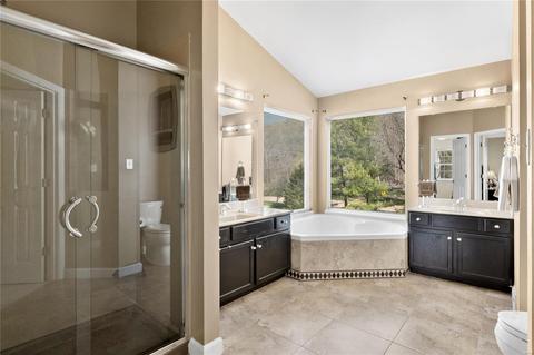 815 Kiefer Trails Dr, Ballwin, MO 63021 photo 28