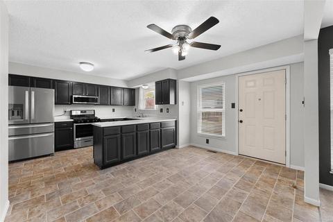 1192 Bellow Falls Dr, O'fallon, MO 63368 photo 12