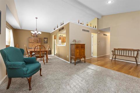 105 Keystone Crossing Dr, O'fallon, MO 63368 photo 6
