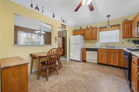 105 Keystone Crossing Dr, O'fallon, MO 63368 photo 10