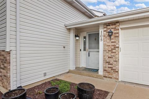 105 Keystone Crossing Dr, O'fallon, MO 63368 photo 3