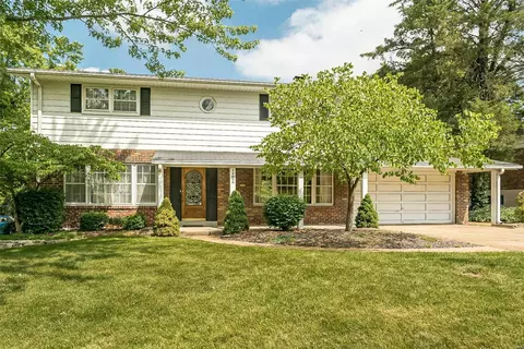 12035 Eddie And Park Rd, Saint Louis, MO 63126