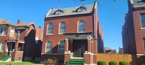 4448 Holly Ave, Saint Louis, MO 63115