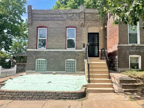 4723 S Compton Ave, Saint Louis, MO 63111