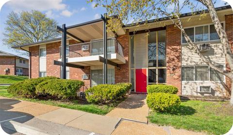 10023 Bunker Hill Dr #E, Saint Louis, MO 63123