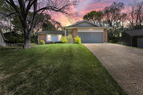 631 Applecross Ct, Manchester, MO 63021 photo 1