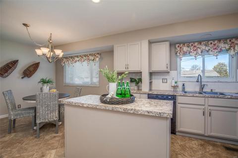 953 Active Dr, Saint Louis, MO 63146 photo 9