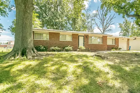 11672 Herefordshire Dr, Saint Louis, MO 63138