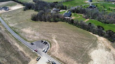 141 Oak View Farms Dr, Foristell, MO 63348