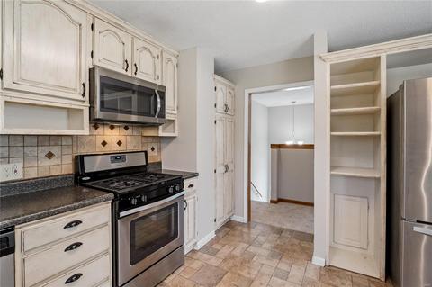 317 Westbrook Dr, O'fallon, MO 63366 photo 6