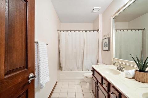 1326 Dietrich Oaks Dr, Ballwin, MO 63021 photo 29