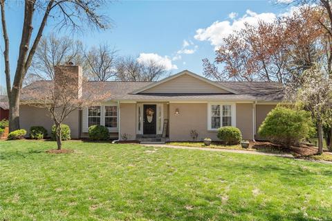 514 Kingridge Dr, Ballwin, MO 63011 photo 1