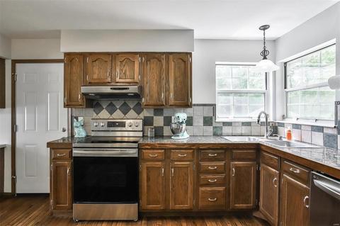 403 Rustic Valley Ct, Ballwin, MO 63021 photo 26