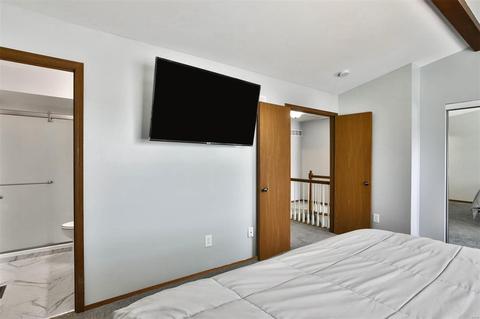 403 Rustic Valley Ct, Ballwin, MO 63021 photo 35