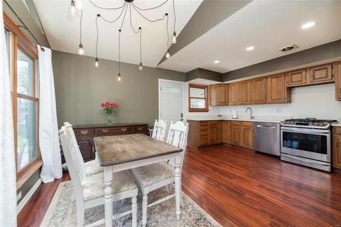 245 Orchard Ave, Ballwin, MO 63021 photo 12