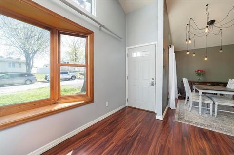245 Orchard Ave, Ballwin, MO 63021 photo 8