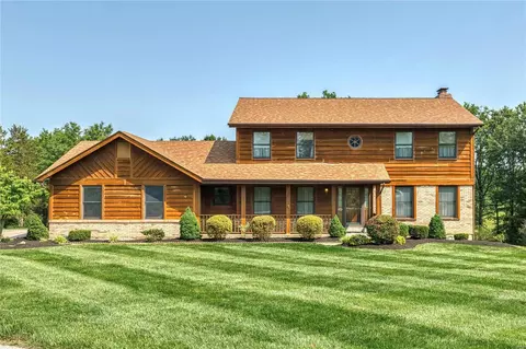 12 Wolf Creek Trl, Saint Peters, MO 63376