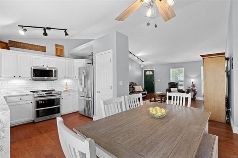 1434 Great Warrior Dr, O'fallon, MO 63366 photo 7