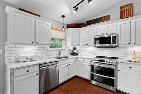 1434 Great Warrior Dr, O'fallon, MO 63366 photo 8