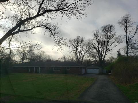 12300 Fontaine Ln, Saint Louis, MO 63138