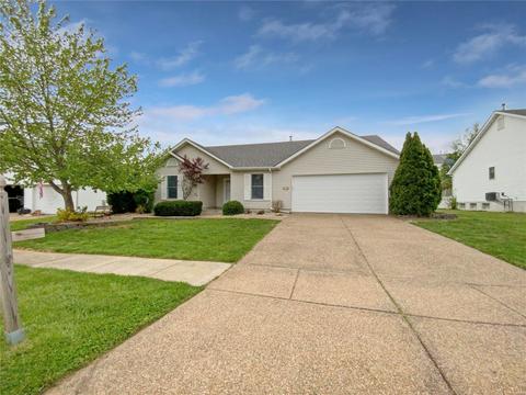 183 Marshall Dr, Wentzville, MO 63385