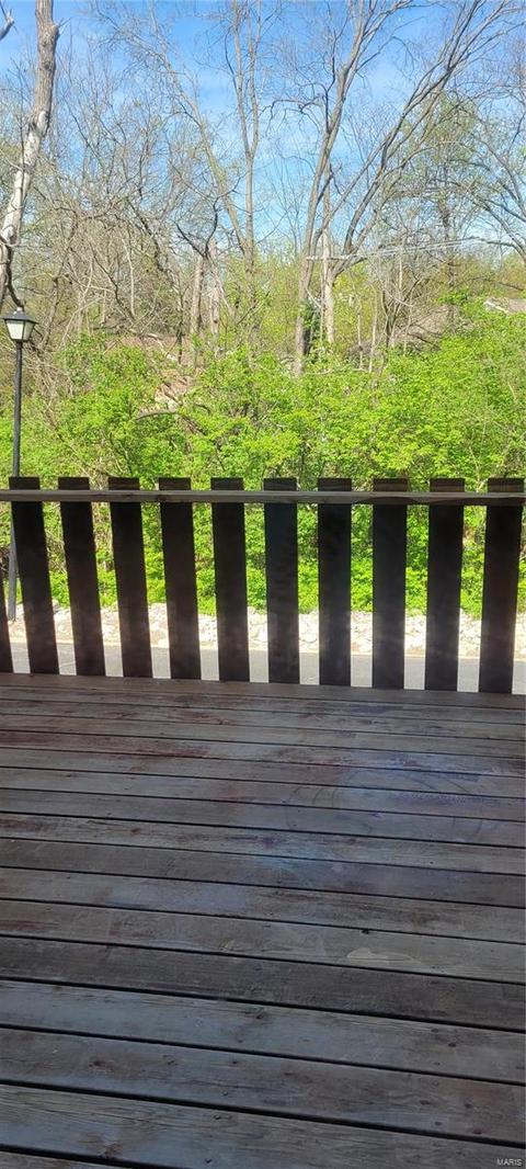 13322 Hiddendale Ln, Ballwin, MO 63021 photo 5