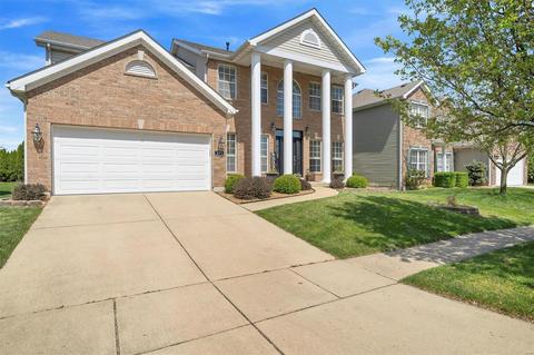 291 Arbor Trails Dr, Ballwin, MO 63021 photo 2