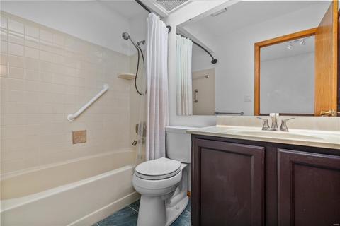 1303 Tahoe Valley Ct, Ballwin, MO 63021 photo 29
