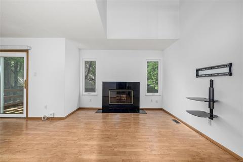 1303 Tahoe Valley Ct, Ballwin, MO 63021 photo 14