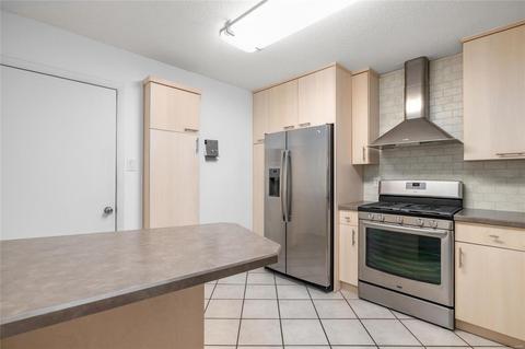 1303 Tahoe Valley Ct, Ballwin, MO 63021 photo 15