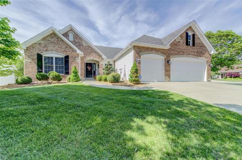 20 Boschert Creek Dr, Saint Peters, MO 63376